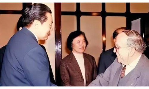 【心肌梗死病人心电图特点】心肌梗死病人心电图特点 - 心肌梗死病人心电图st网